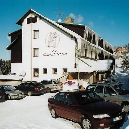 Ξενοδοχείο Diana 3*